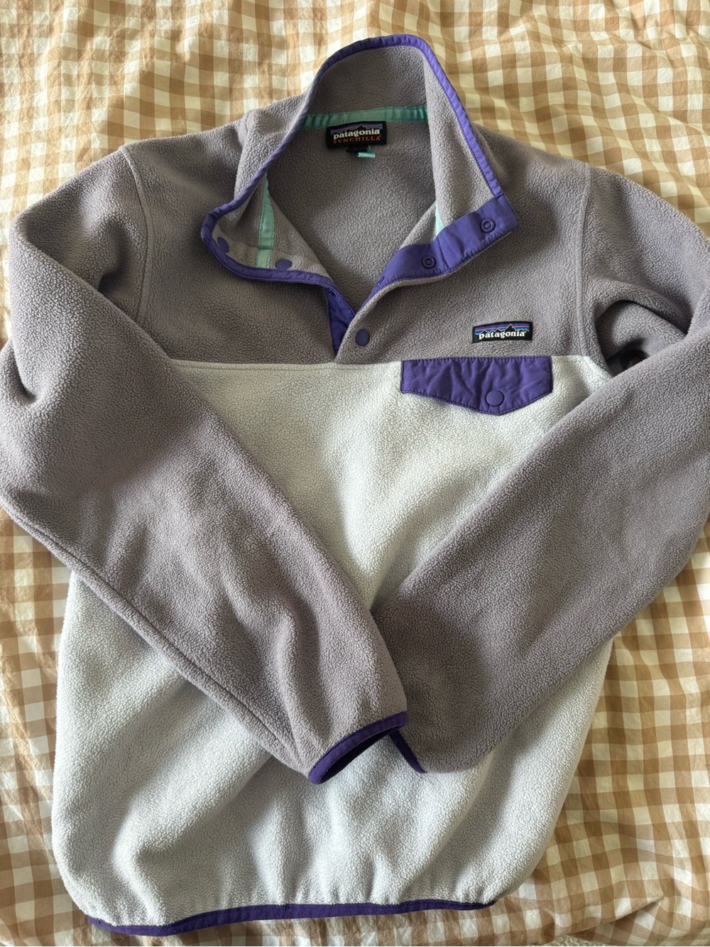 Patagonia Lilac Synchilla Snap-T Fleece